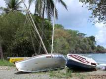 Boats on windward side